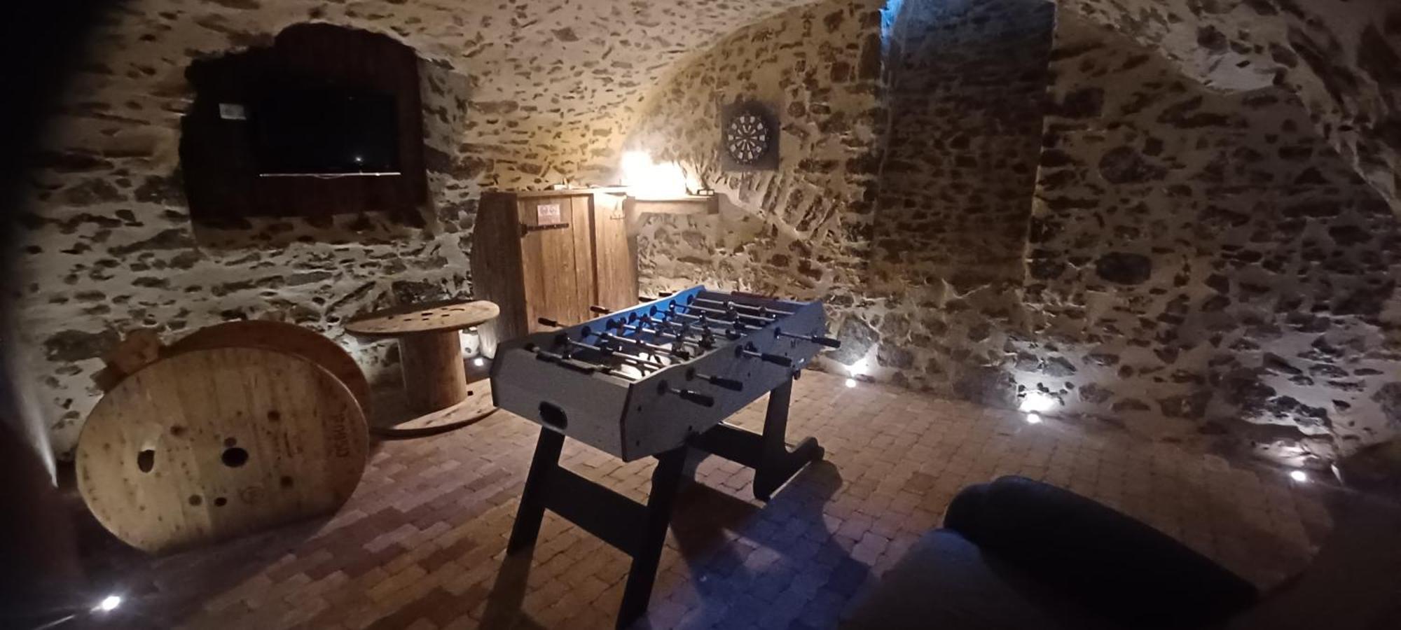 Gite De La Fecleval 6 Personnes Proche Du Puy Dufou Saint-Mesmin  Eksteriør billede